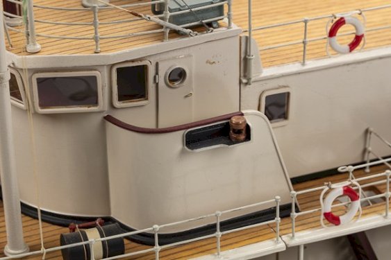 Billing Boats 1:45 Calypso - plastic hull