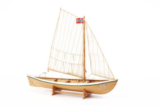 Billing Boats 1:20 TORBORG - Wooden hull
