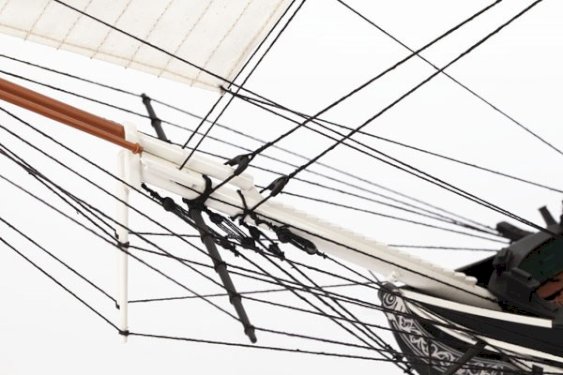 Billing Boats 1:100 USS Constitution -Wooden hull