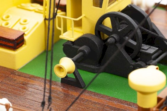 Billing Boats 1:75 Elbjørn Icebreaker -Wooden hull